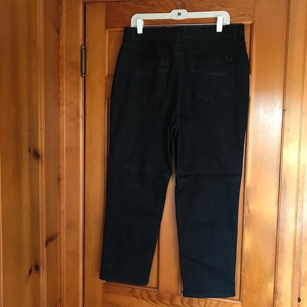 NWT Style & Co. Women's Black Jeans, 14 Short - Picture 3 of 5